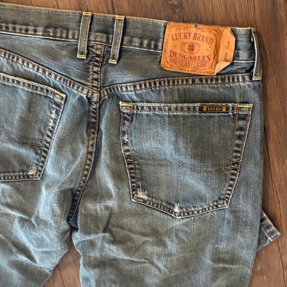 Lucky Brand Men’s Light Blue Straight Denim Jeans